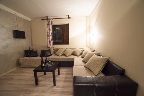 Apartman Vila Milica i Apartman preko puta Hotela Grand