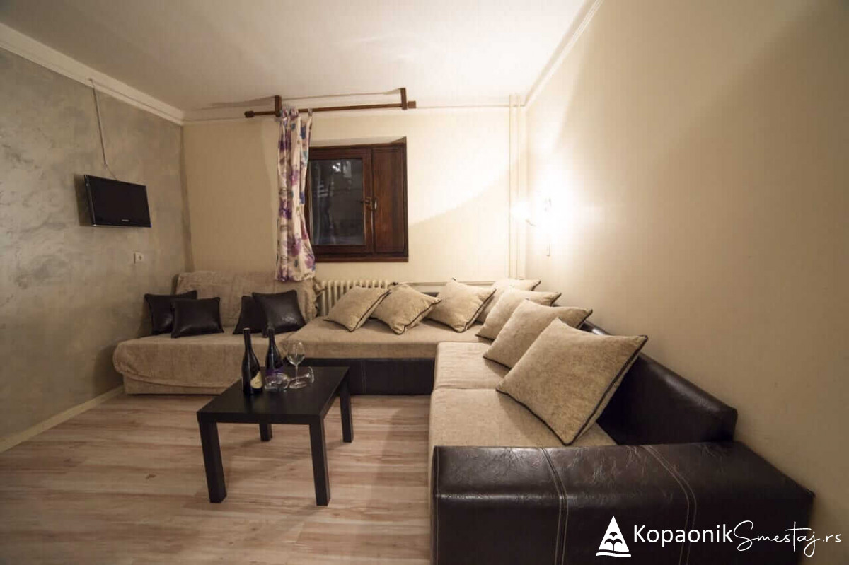 Apartman preko puta Hotela Grand